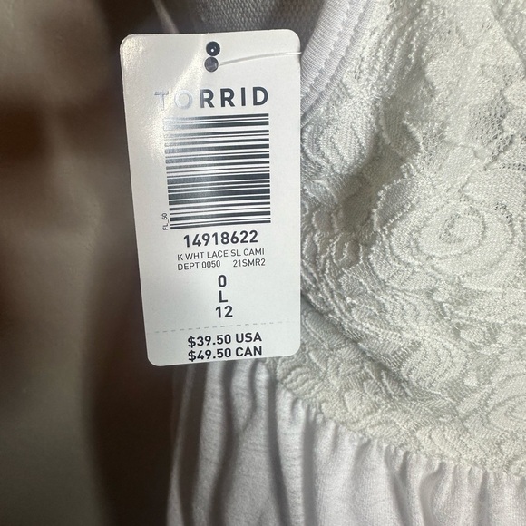 Torrid tank top with lace bodice, adjustable straps size 0-12 - Picture 4 of 4